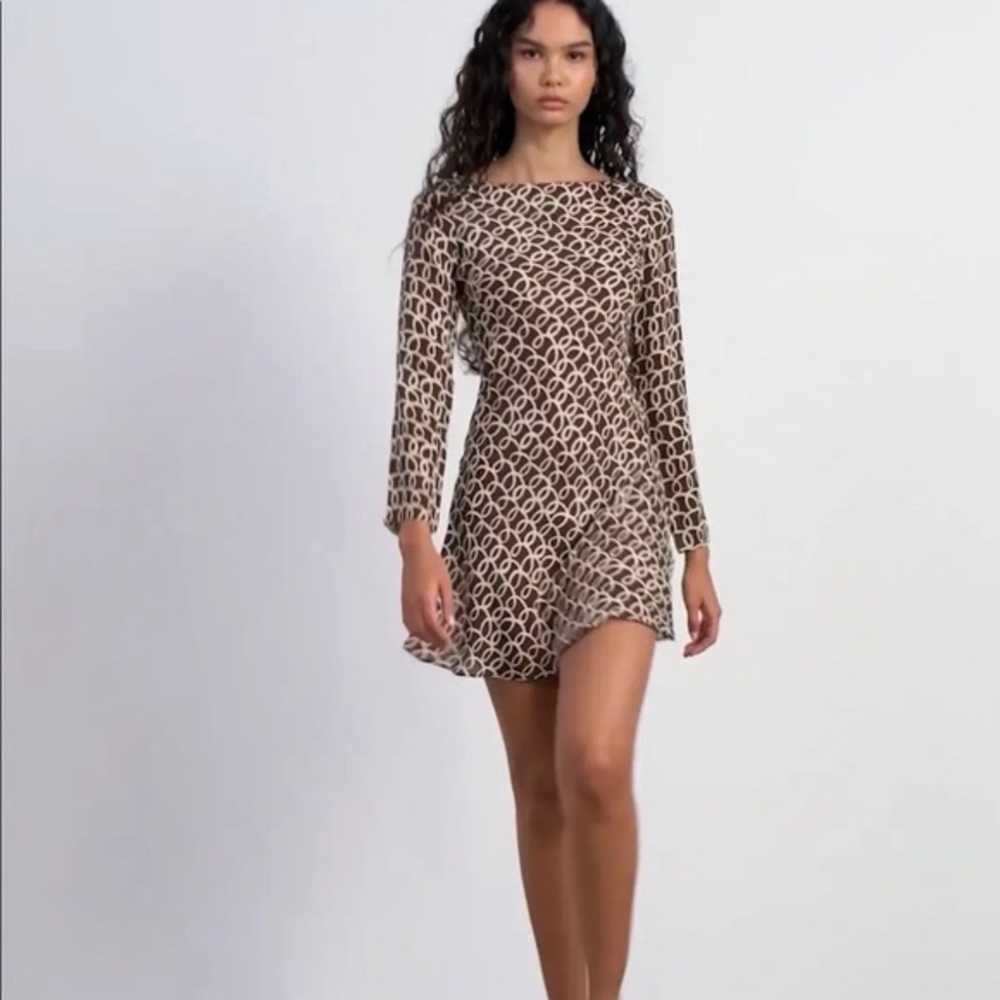ISO RAINEY DRESS Realisation Par